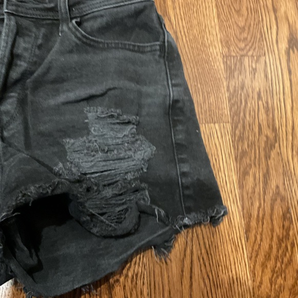 Hollister shorts - Picture 3 of 6